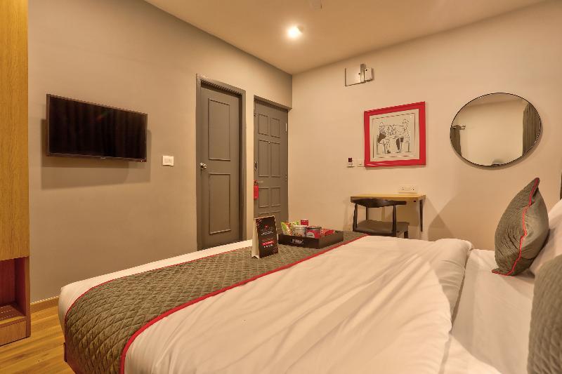 Oyo Townhouse 87 Spartan Nagar Ченай Екстериор снимка