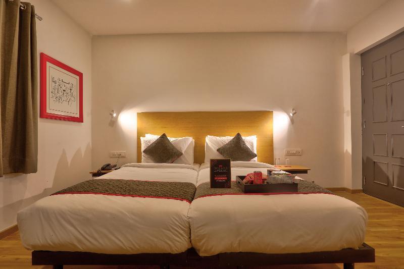 Oyo Townhouse 87 Spartan Nagar Ченай Екстериор снимка