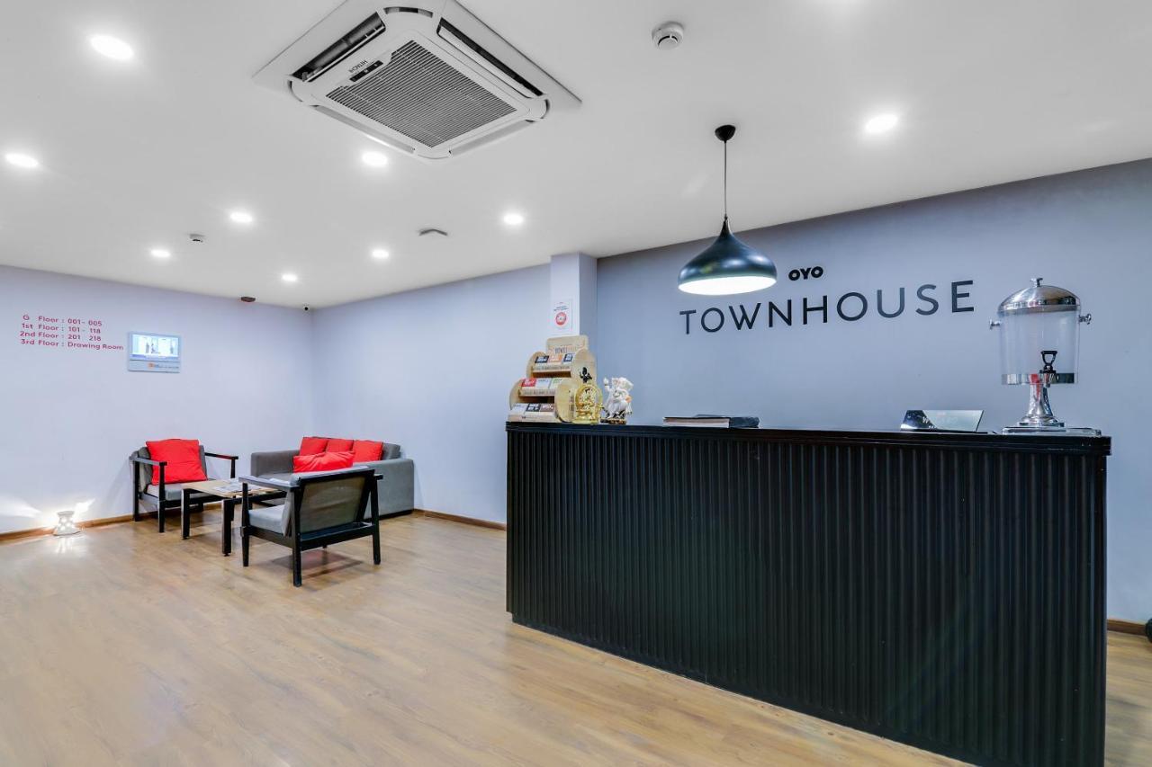 Oyo Townhouse 87 Spartan Nagar Ченай Екстериор снимка